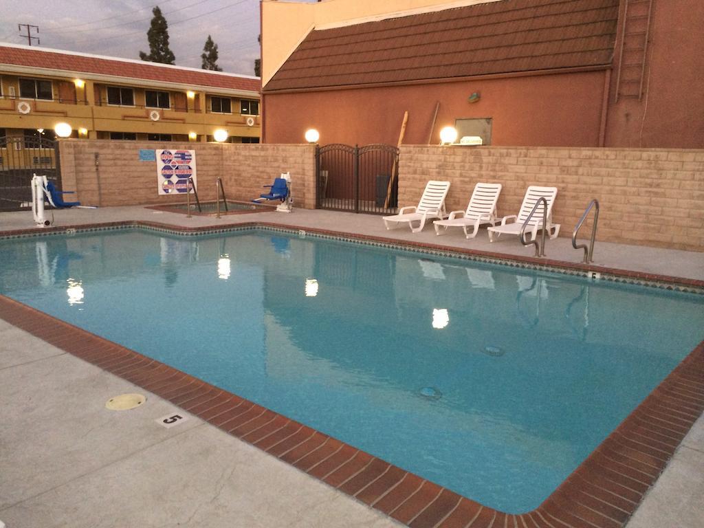 Americas Best Value Inn - Azusa/Pasadena Exterior foto